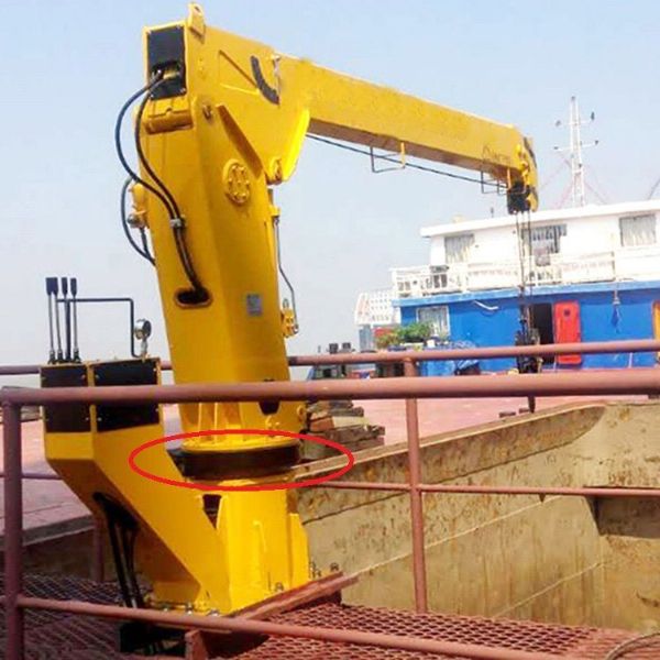 Marine crane slewing drive